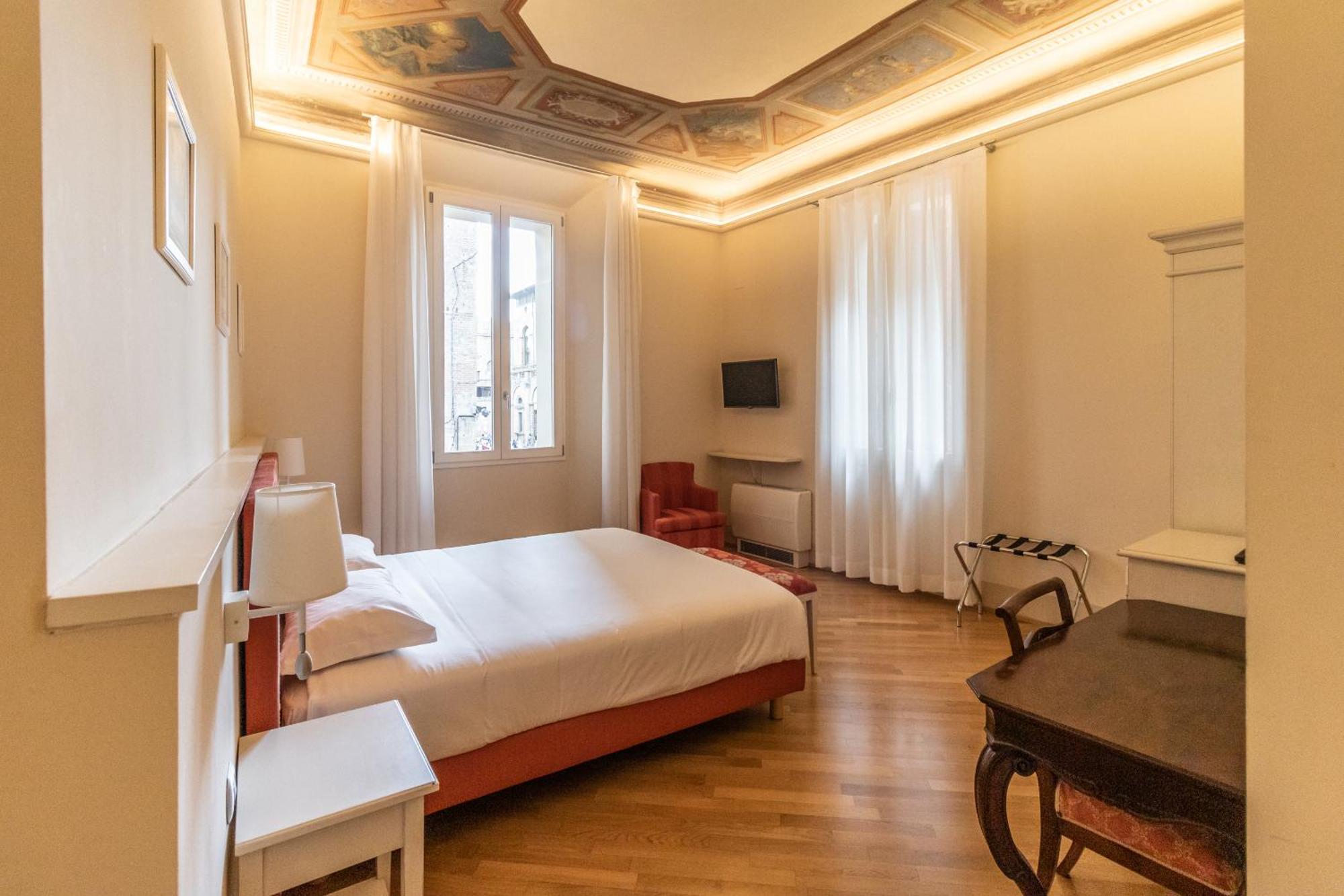 Casa Isolani Luxury Rooms Piazza Maggiore 1 Bologna Exterior photo